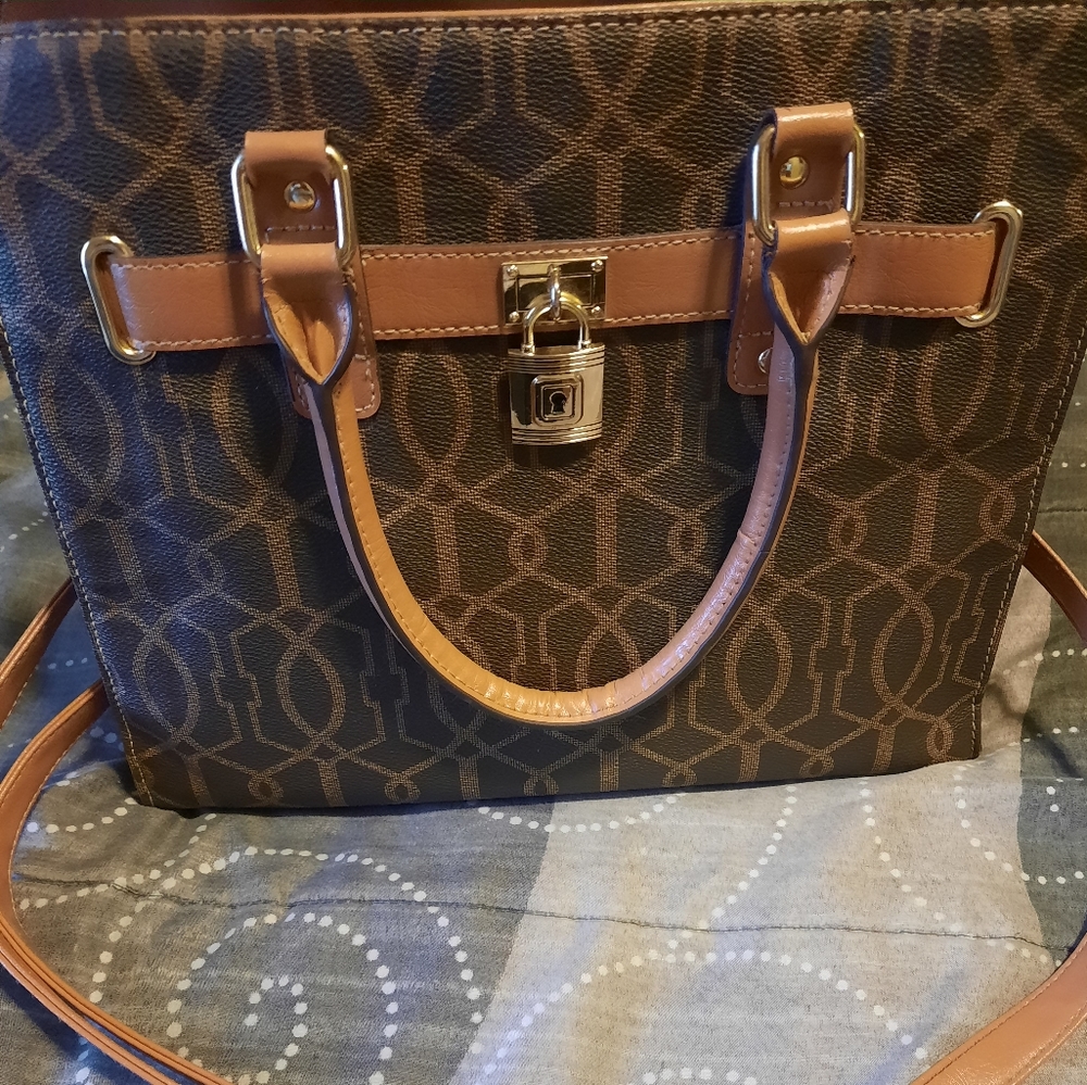 Woman purse